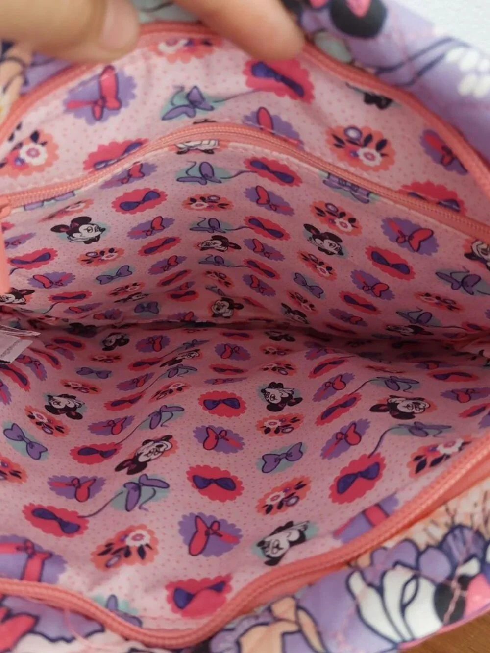 vera bradley minnies garden minnie mouse Disney Minnie Mouse floral crossbody ba